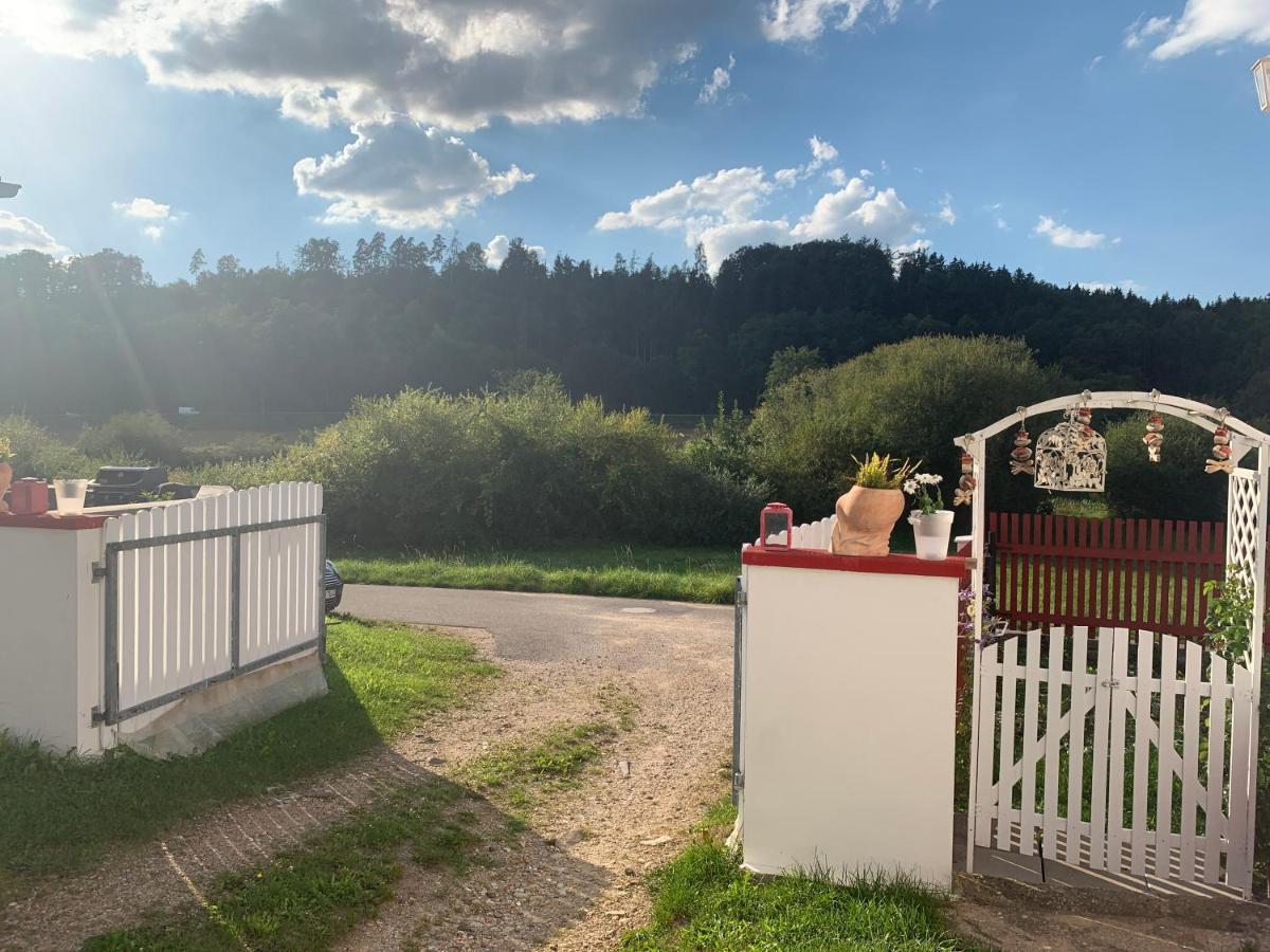 La Toskana Apartment Ihr Rueckzugsort Am Regen Zeitlarn Экстерьер фото